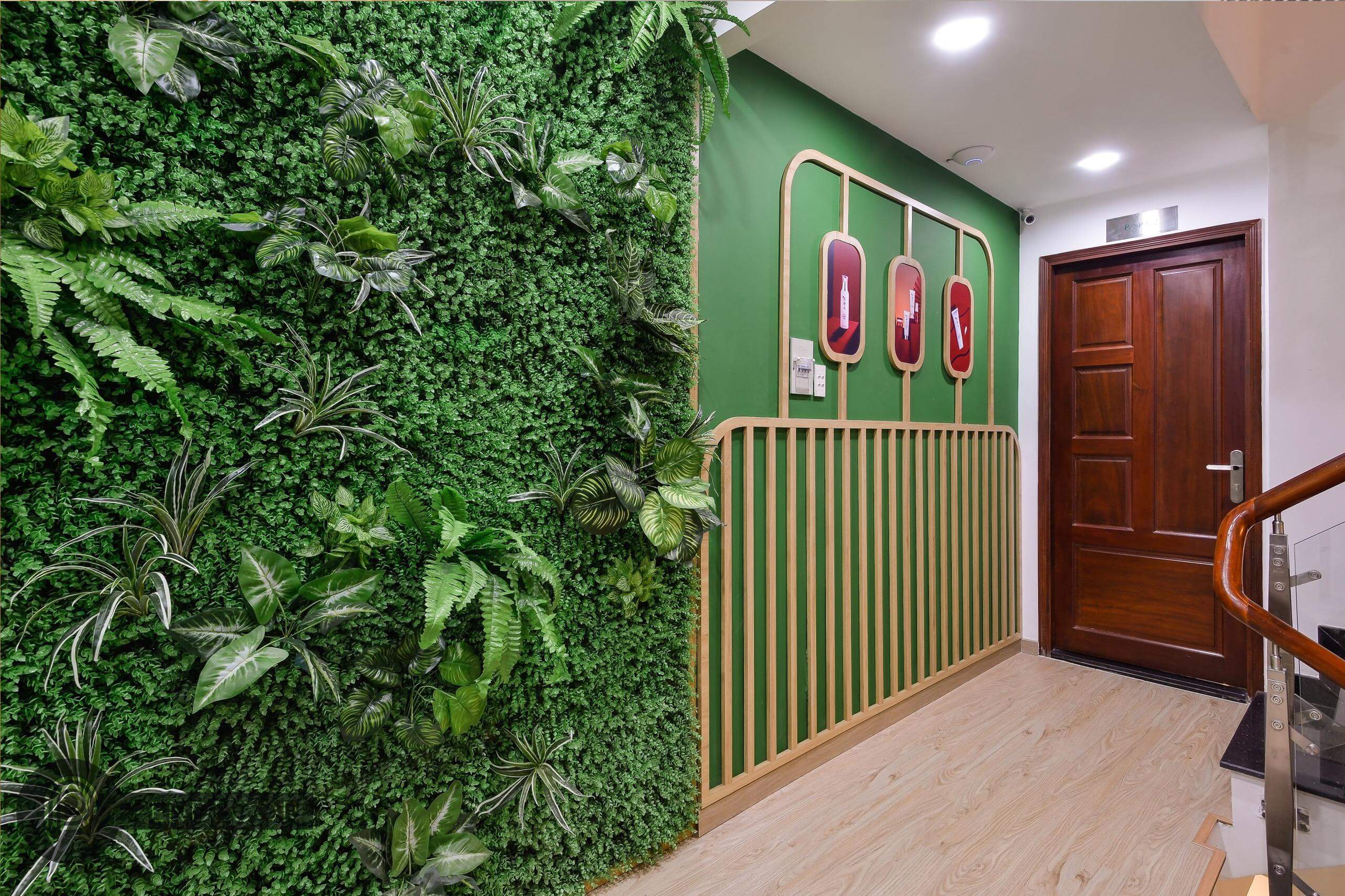 Showroom mỹ phẩm Tatu Group