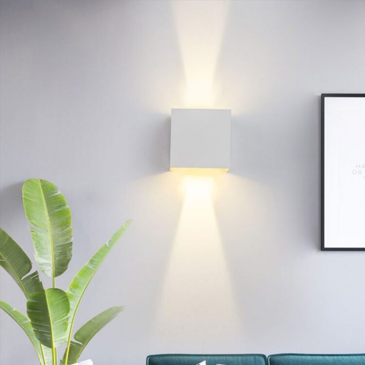 Đèn hắt tường giúp chiếu sáng ổn định, tuổi thọ cao