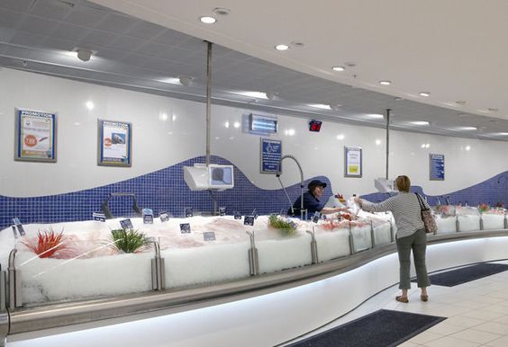 Thiết kế cửa hàng hải sản tối giản tiết kiệm đáng kể chi phí đầu tư