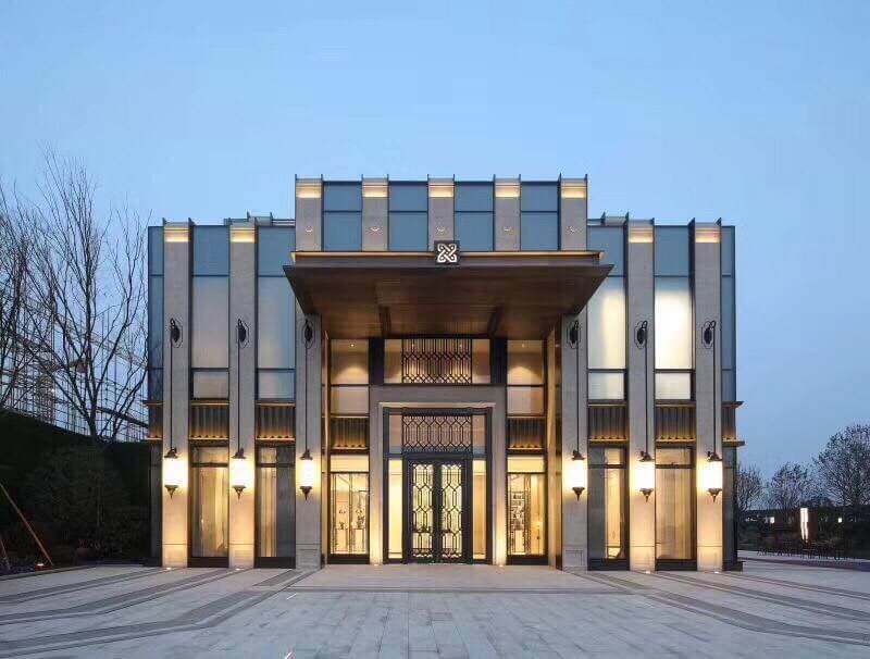 Thiết kế mặt tiền cửa hàng sang trọng, ấn tượng