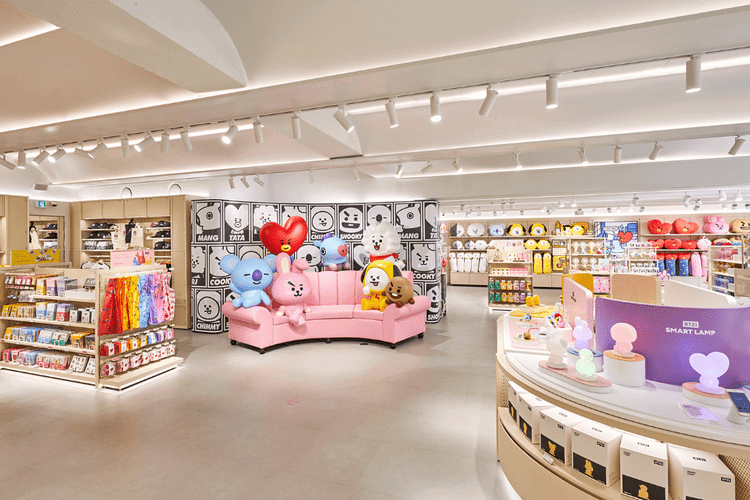 thiết kế cửa hàng gấu bông