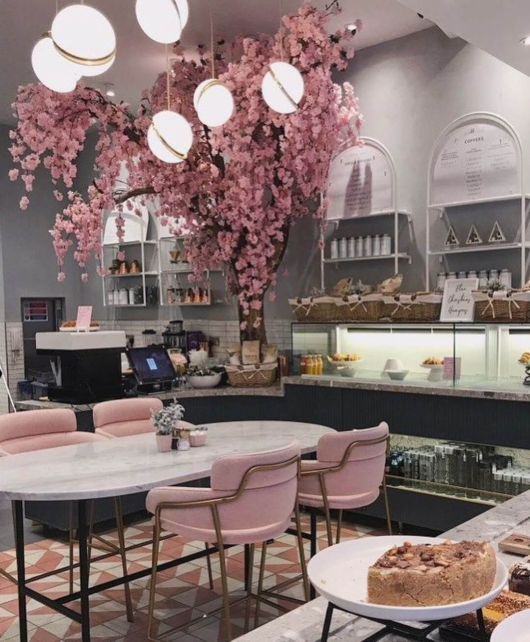 05 tiêu chuẩn đánh giá thiết kế cửa hàng bánh sinh nhật