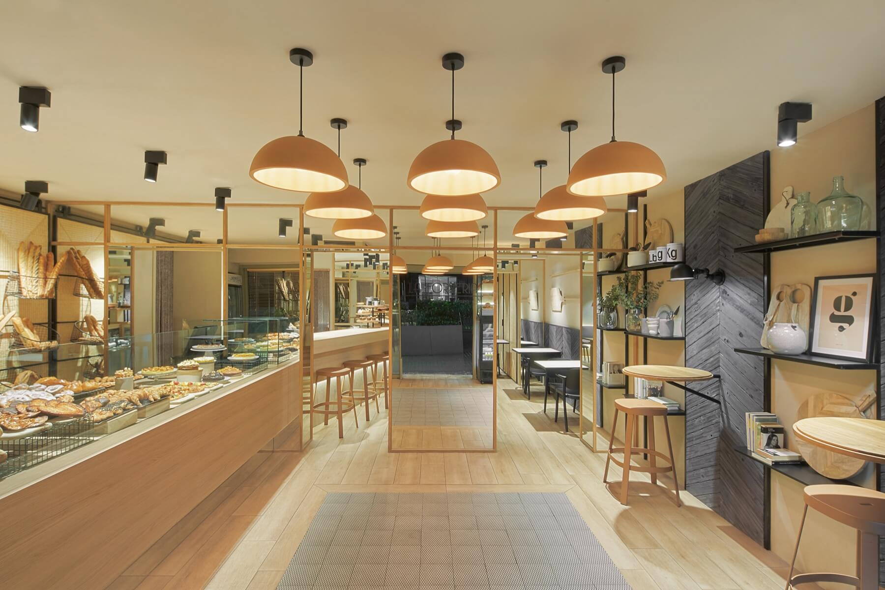 Thiết kế tiệm bánh mì đơn giản, tinh tế