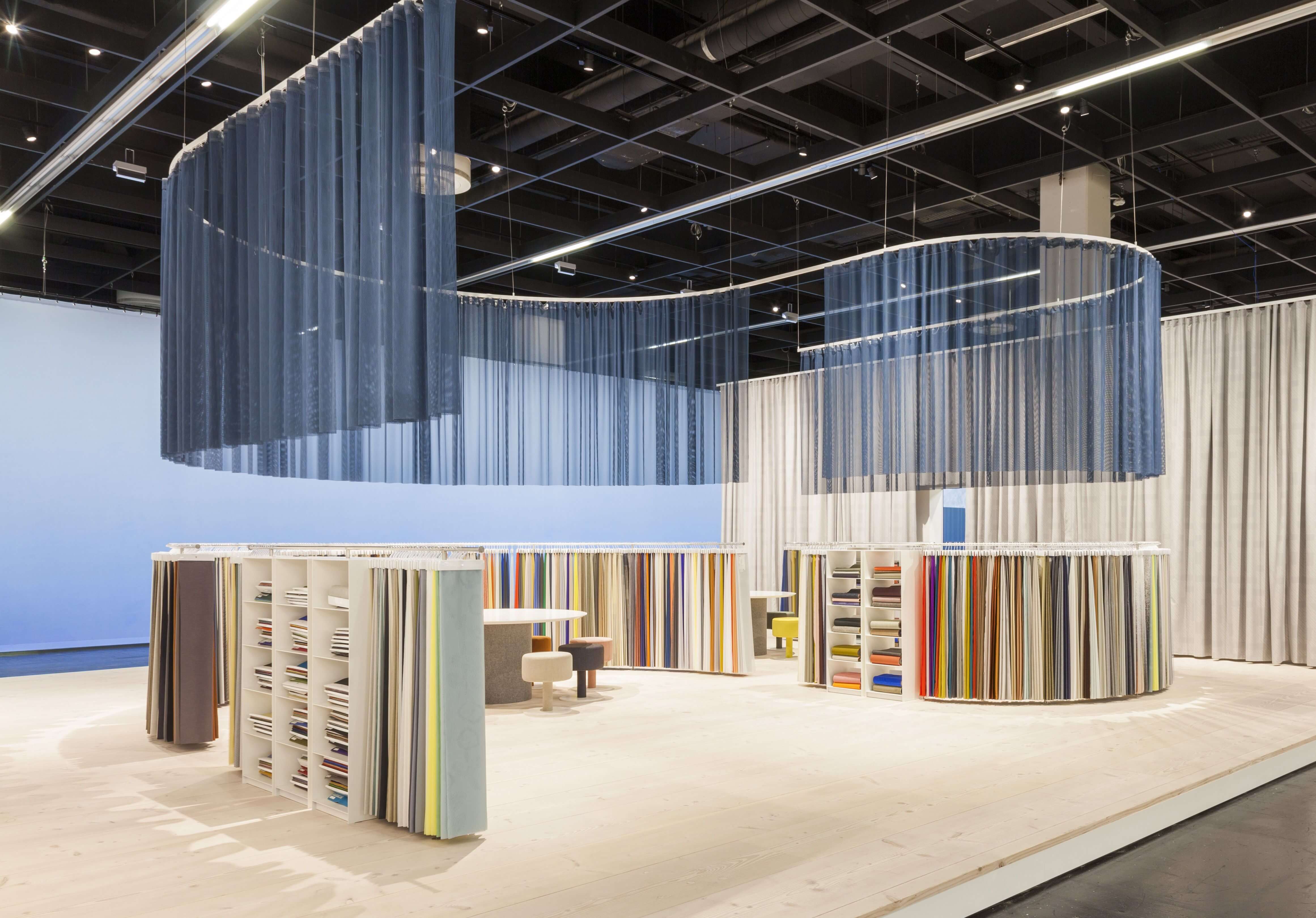 16+ mẫu thiết kế cửa hàng rèm đẹp, xu hướng mới nhất hiện nay