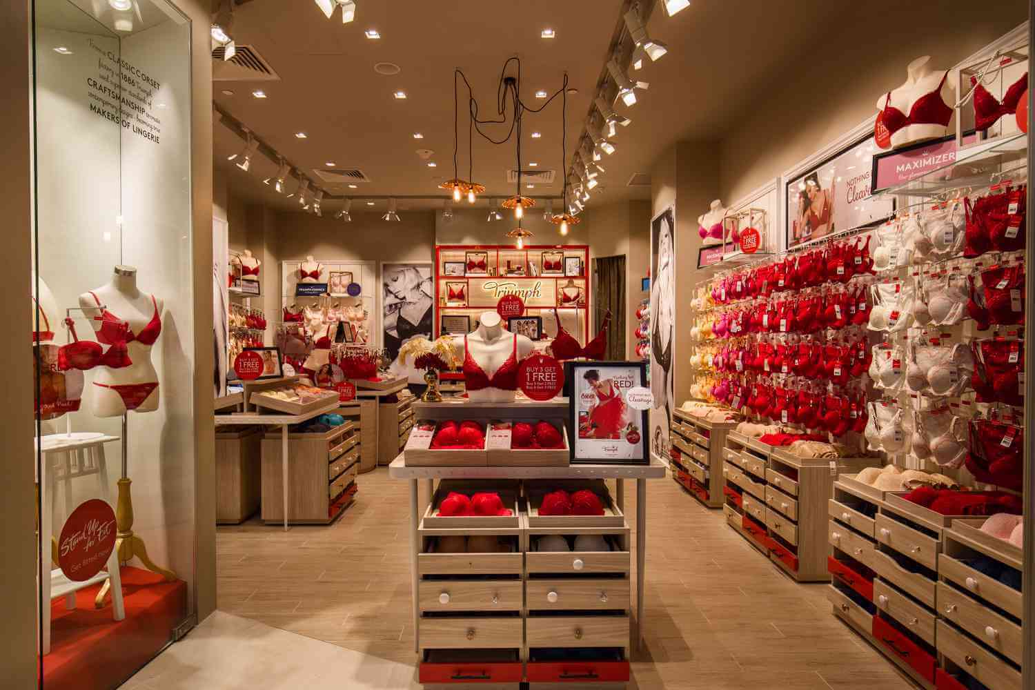 thiết kế shop bán đồ lót Pendecor