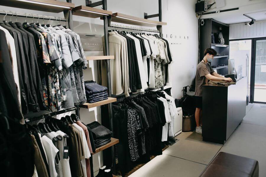 thiết kế shop thời trang nam pendecor