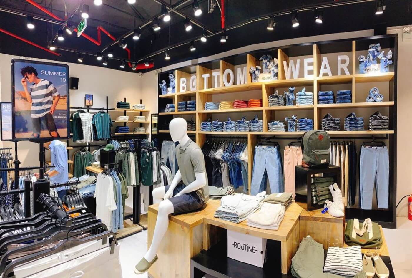 thiết kế shop thời trang nam đẹp pendecor