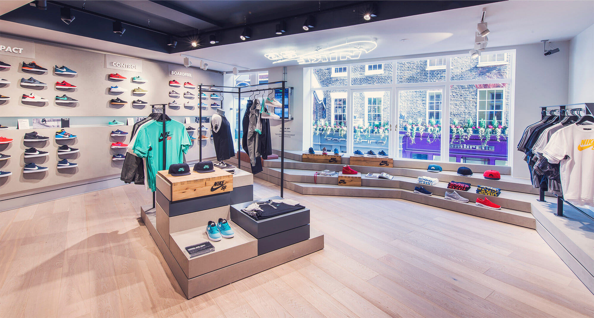 mẫu thiết kế showroom thời trang - 15