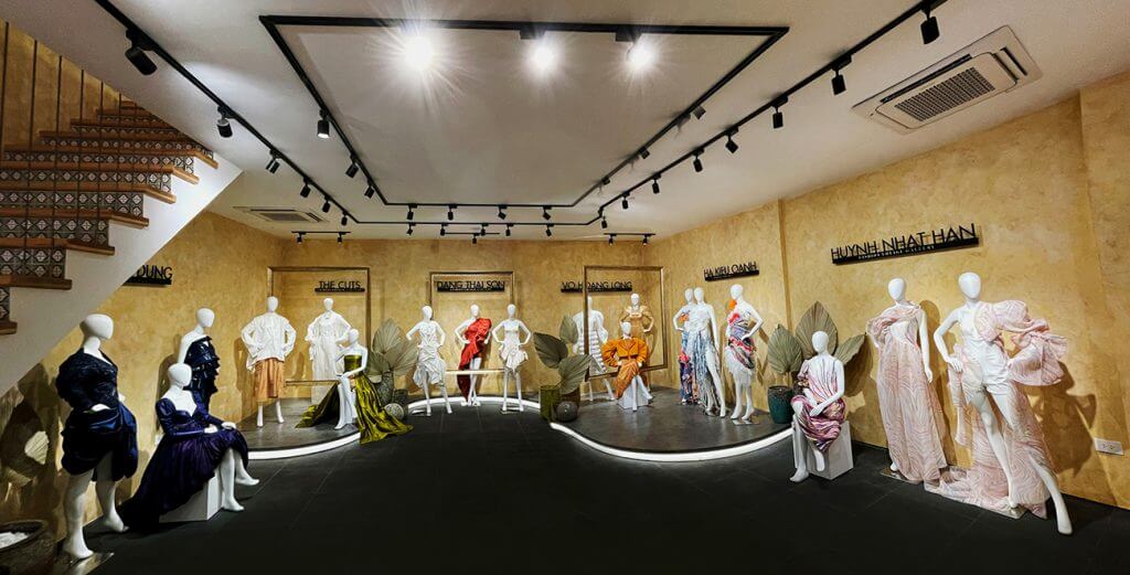 mẫu thiết kế showroom thời trang - 17