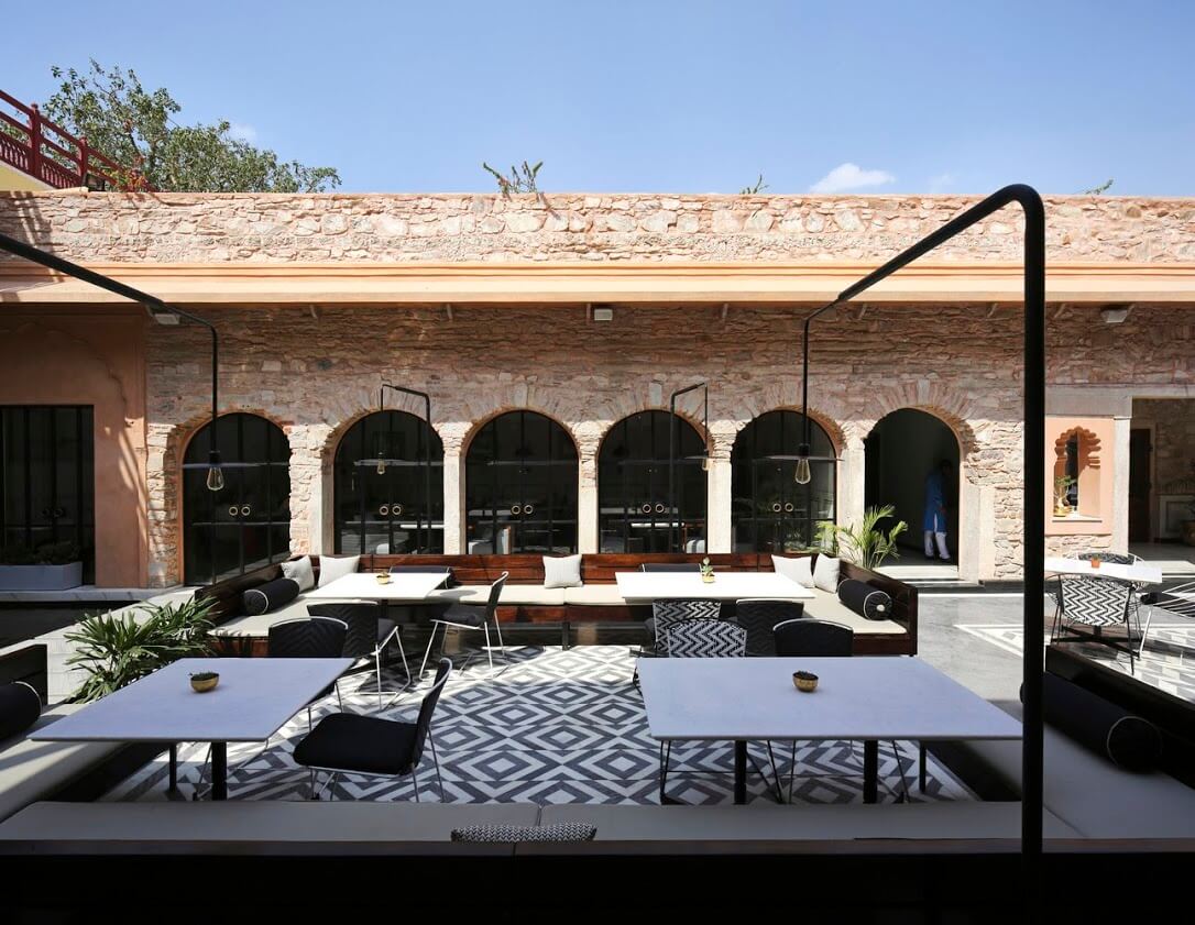 thiet ke quan cafe Pendecor