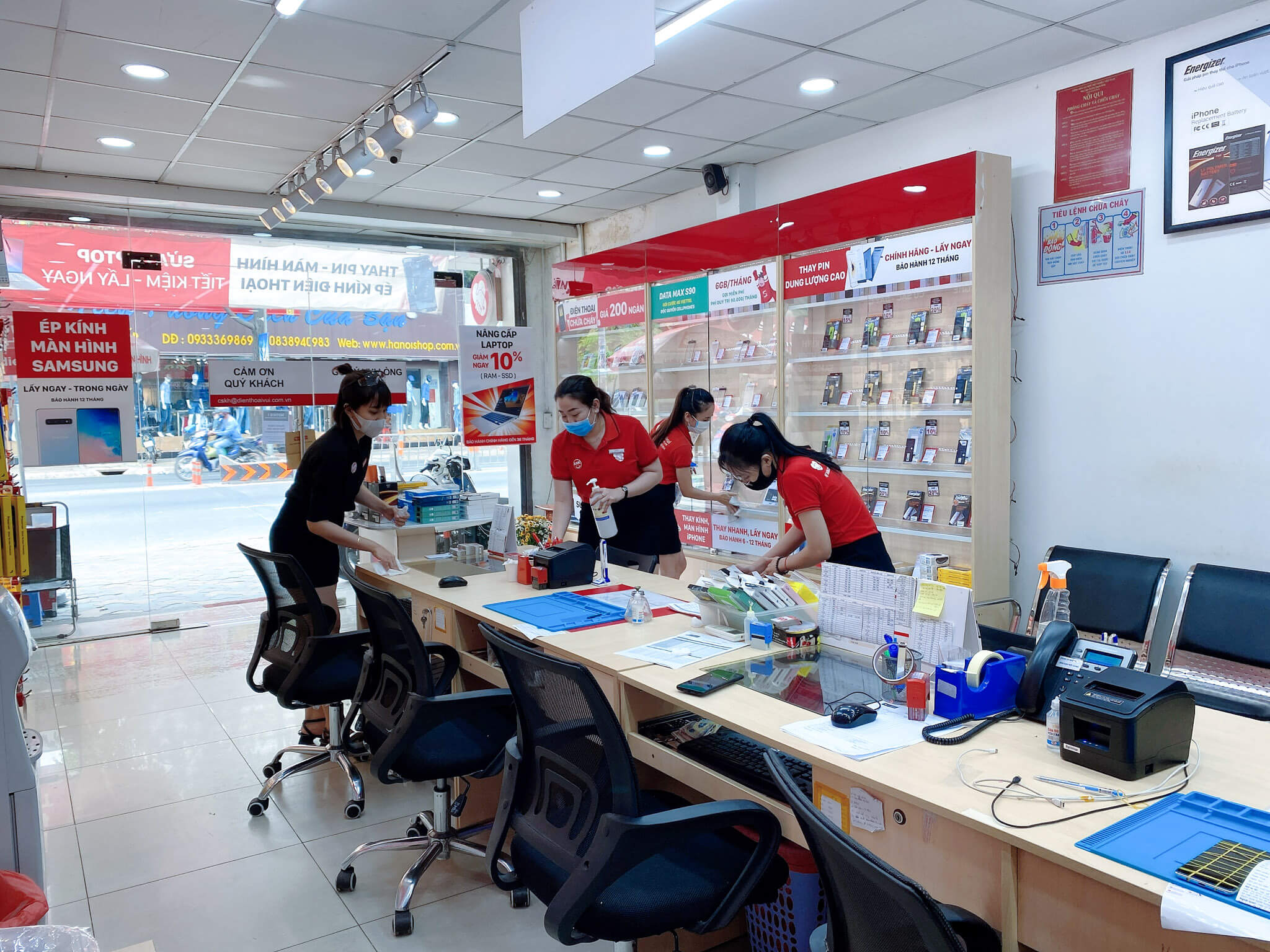 mở cửa hàng điện thoại Pendecor