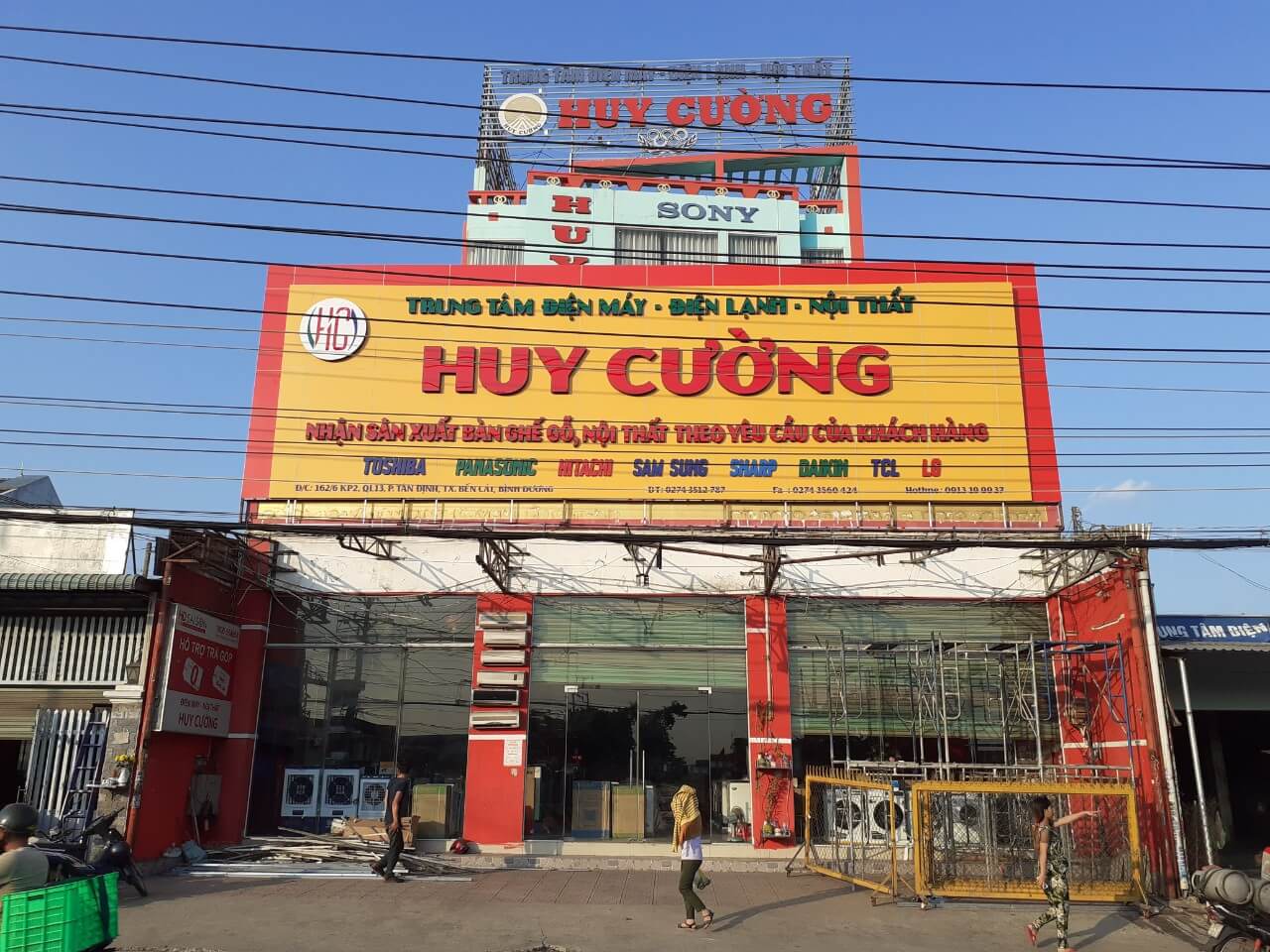 làm bảng tên công ty Pendecor