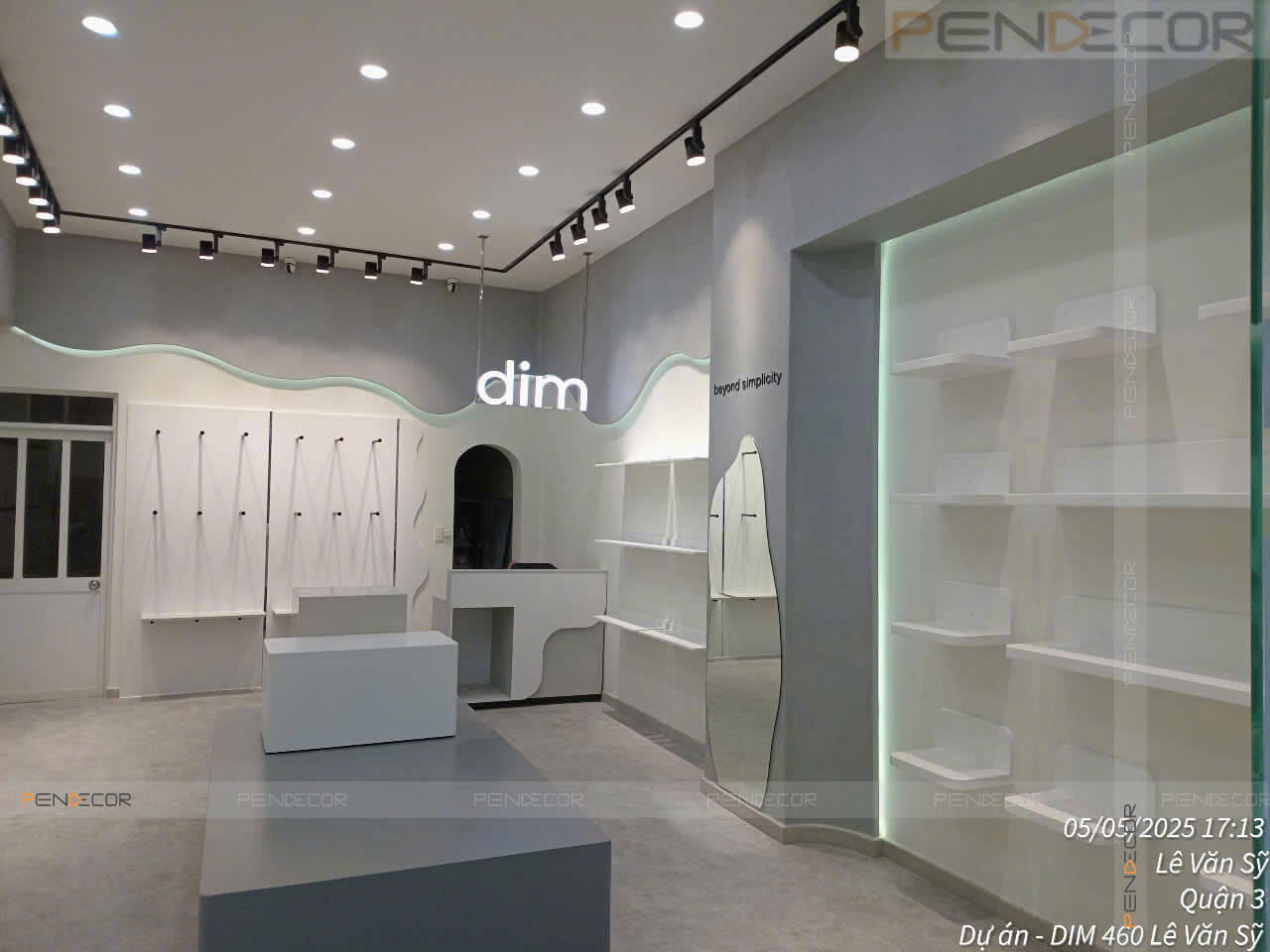 Thi Công Shop Phụ Kiện DIM