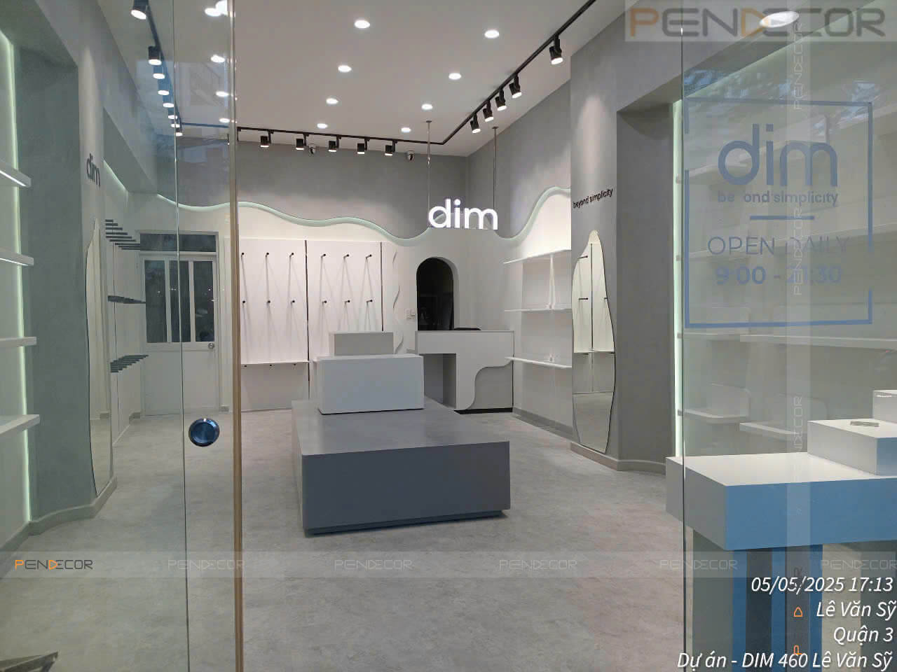 Thi Công Shop Phụ Kiện DIM